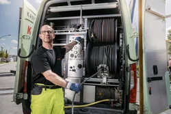 Dienstleistungen mit Saugbaggertechnik